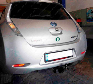 Фаркоп швидкознімний NISSAN Leaf (2010-2017)