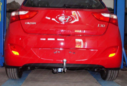 Фаркоп стандартний HYUNDAI I30 (2012-2016) хетчбек 5дв.